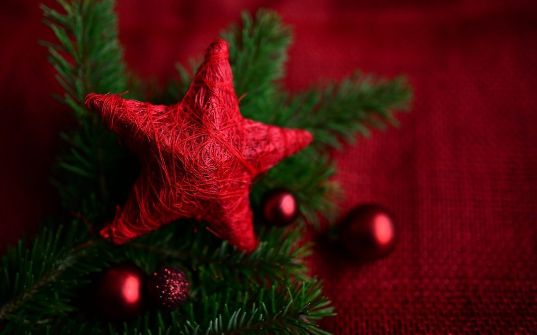 Red star on Christmas Tree